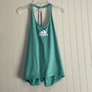 Adidas’s racerback workout shirt in green size S